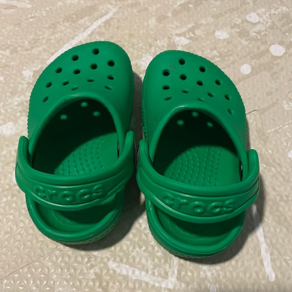 Toddler Crocs - Picture 1 of 3